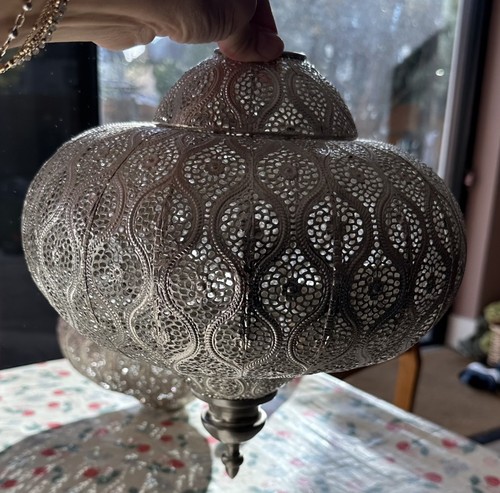 Moroccan fretwork ceiling - moroccan,